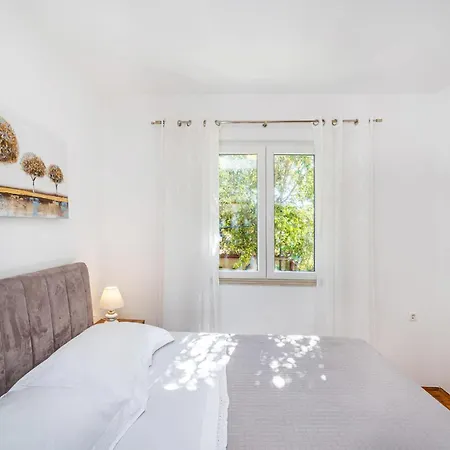 Ul 1920 Bedroom Iv Nyaraló *