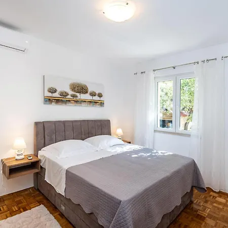Ul 1920 Bedroom Iv Nyaraló Kožino