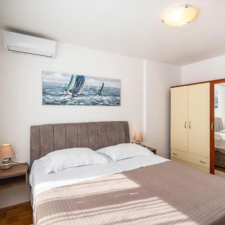 Сasa de vacaciones Ul 1920 Bedroom Iv *